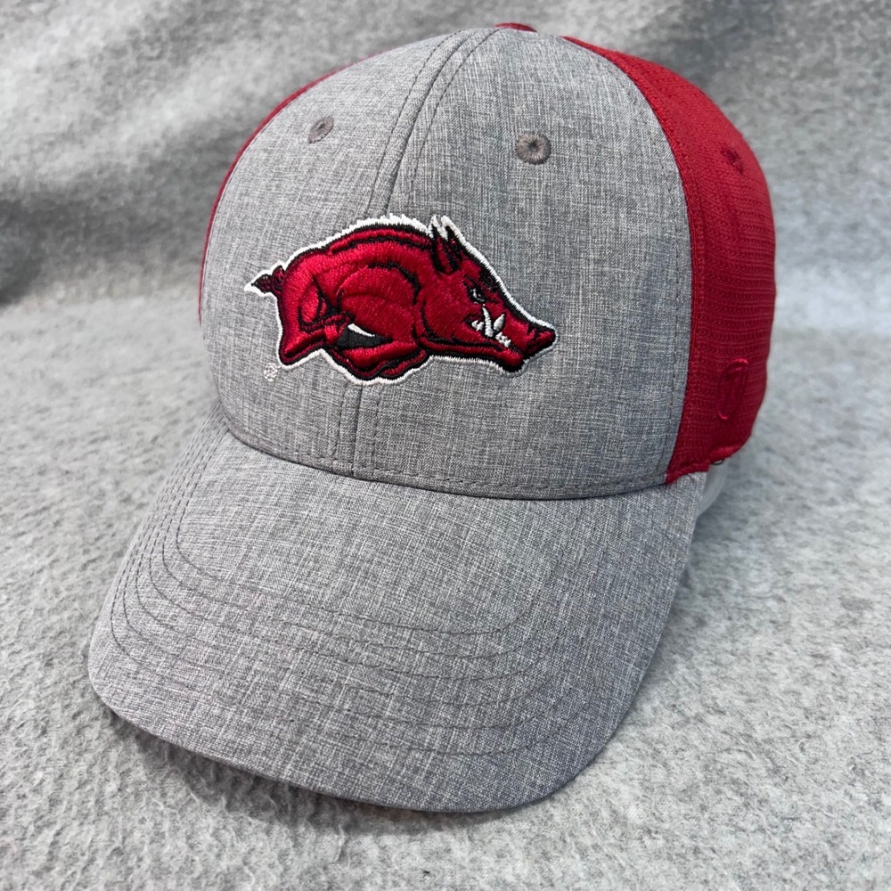 Arkansas Hogs Razorbacks Mens Grey Red Top of the World Hat Memory Fit M/L